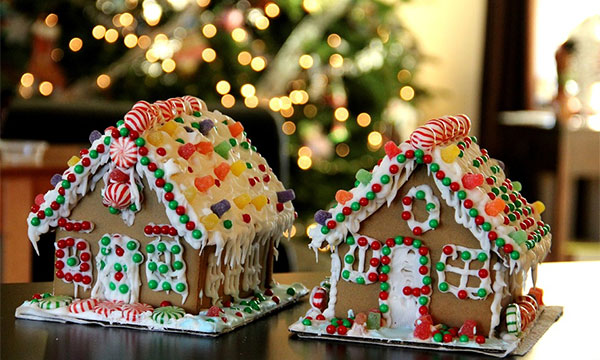 Making a House a Home this Christmas with Live Chat on Your Website