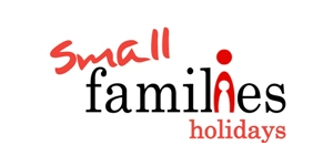 small families holidays use live chat services